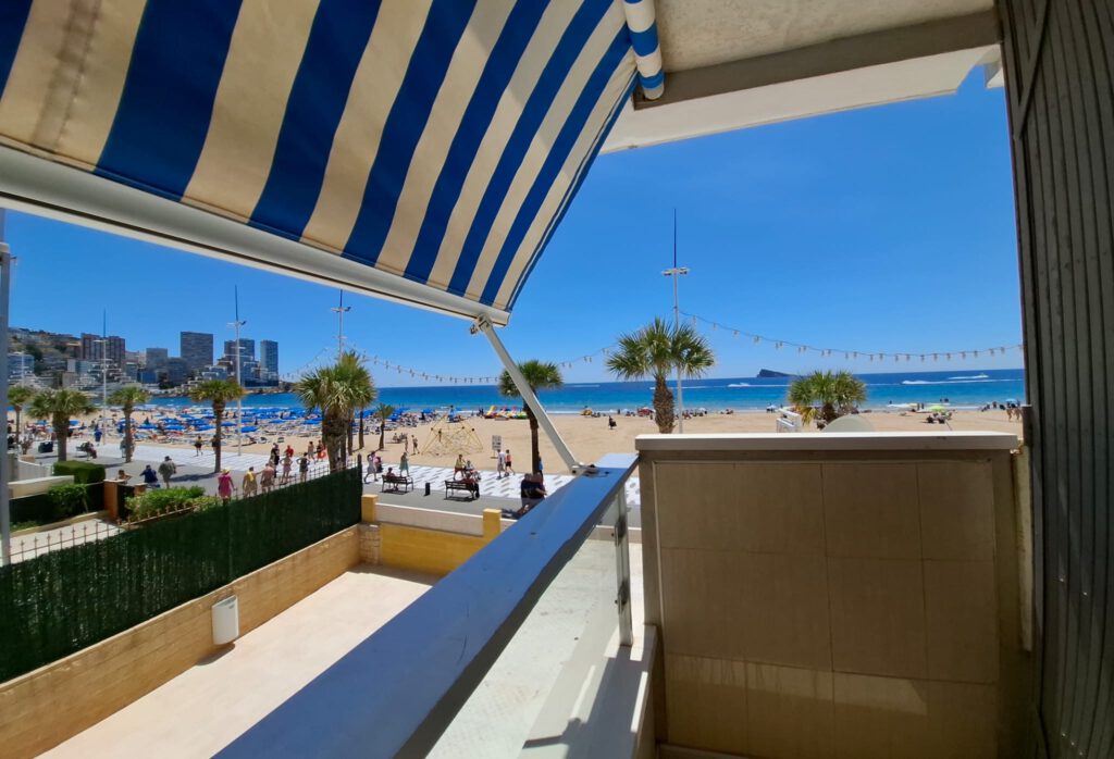 28bb866e-7c77-4348-bbd5-e7d6652ac631