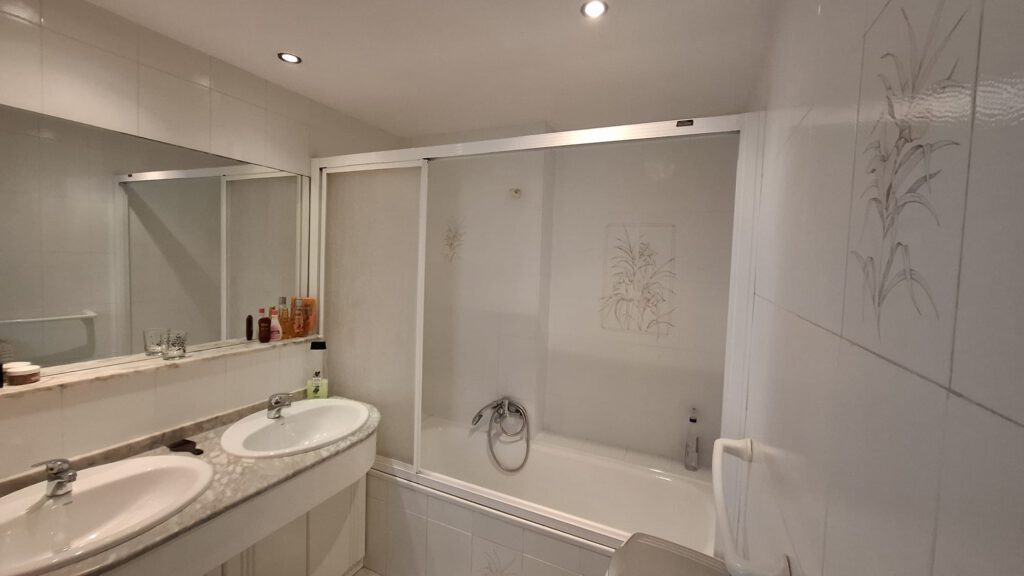 63cee794-5312-47ba-95f8-4fb25243e5ab